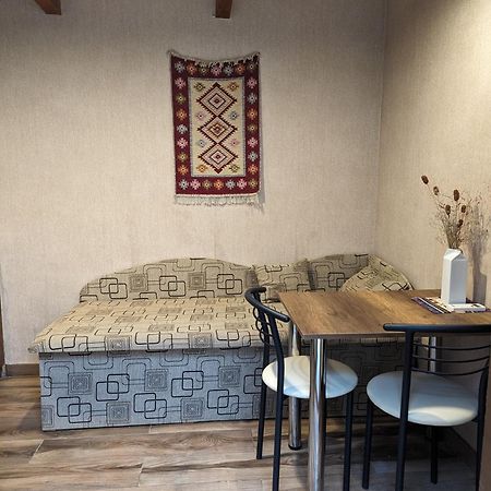 Cute&Tiny -5 Minutes Walk From Marjanishvili Metro Tbilisi Luaran gambar