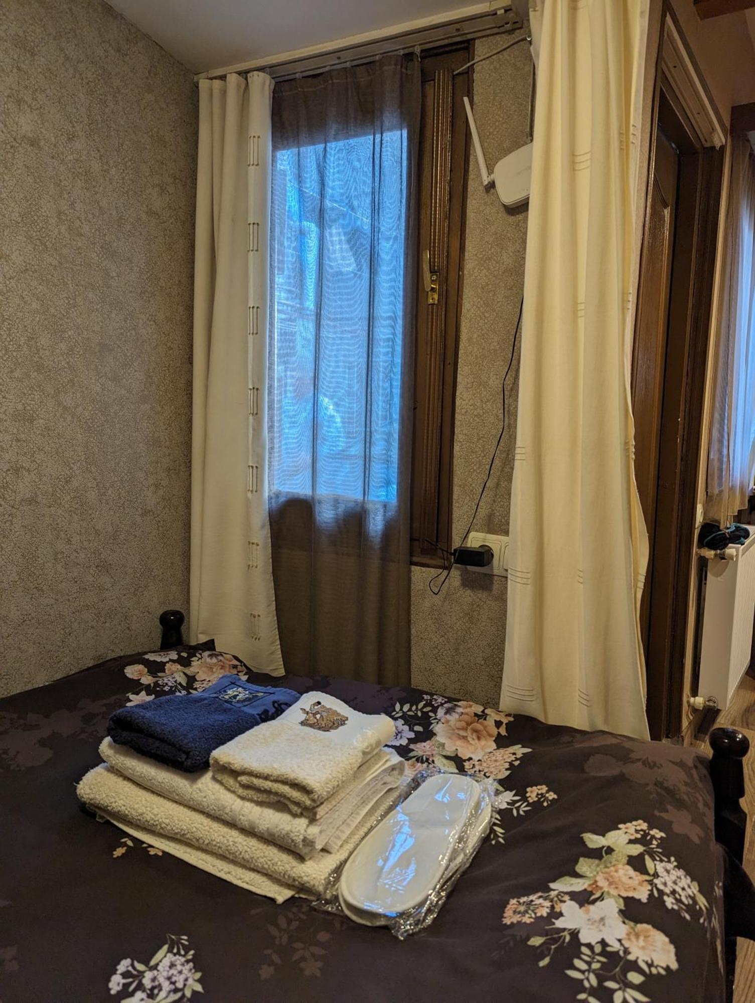 Cute&Tiny -5 Minutes Walk From Marjanishvili Metro Tbilisi Luaran gambar